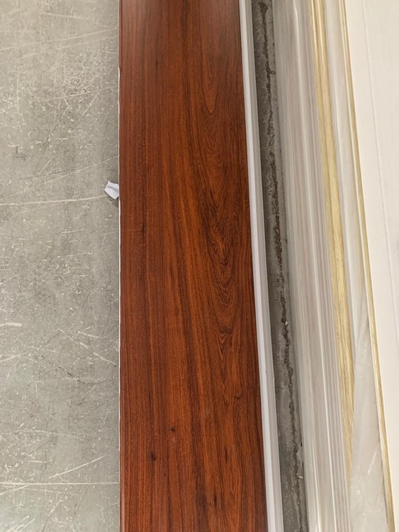 دیوار پوش روکشدار گردویی روشن کد 04