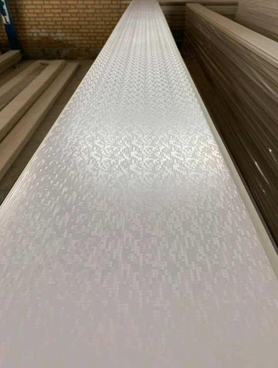 دیوار پوش روکشدار سفید پیکسلی کد 08