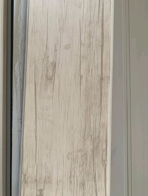 دیوار پوش هات استند کاج روشن کد 5005